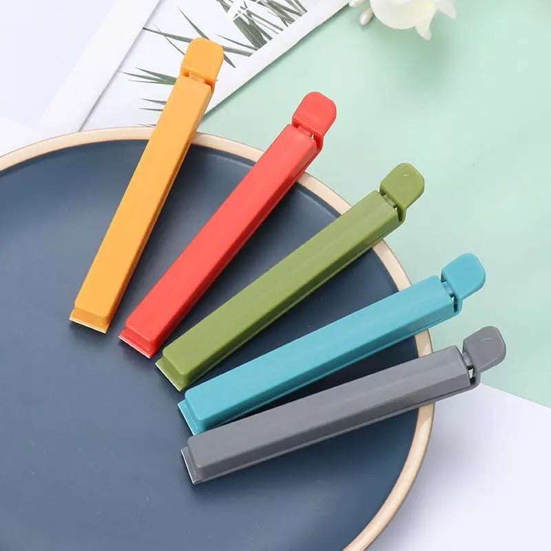 Snack Tea Bag Clip – PP Material, Moisture-Proof, Magnetic Design, Strong Grip, Dual Grooves