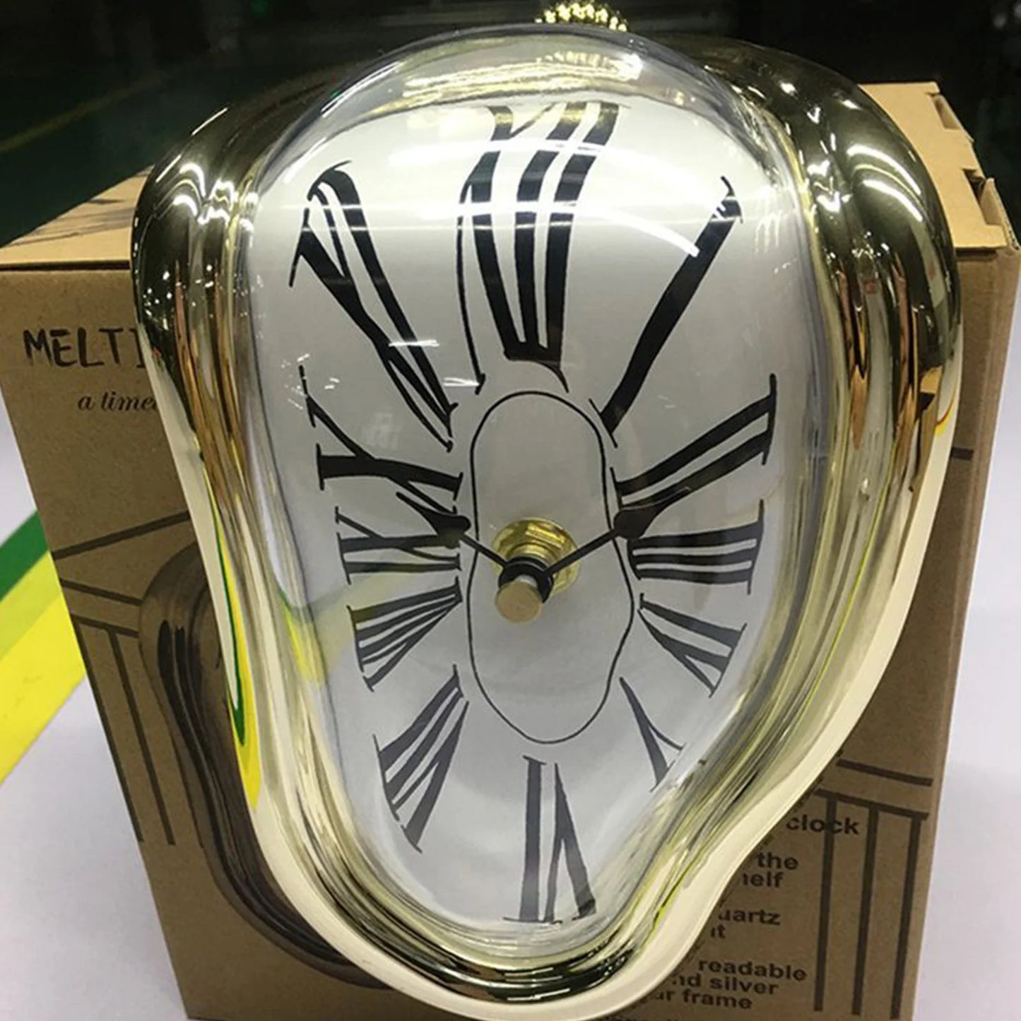 Melting Clock Surrealism Melting Clock Roman Number Vintage Melting Table Clock Exquisite Deformation Clock for Home Office