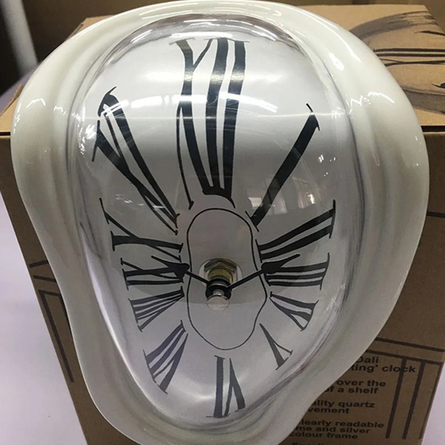 Melting Clock Surrealism Melting Clock Roman Number Vintage Melting Table Clock Exquisite Deformation Clock for Home Office