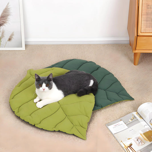 4-Season Pet Sleeping Pad - Durable Leaf Design Mat for Cats & Dogs, Cage or Floor Use
