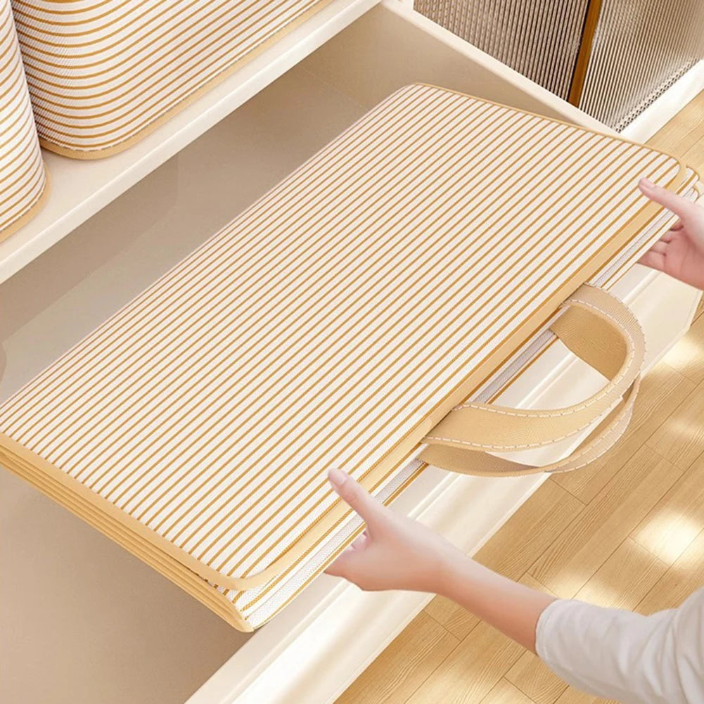 Extra Large Storage Bag Non-Woven Closet Clothes Organizer Breathable Clothing Quilt Storage Container for Home Bedroom